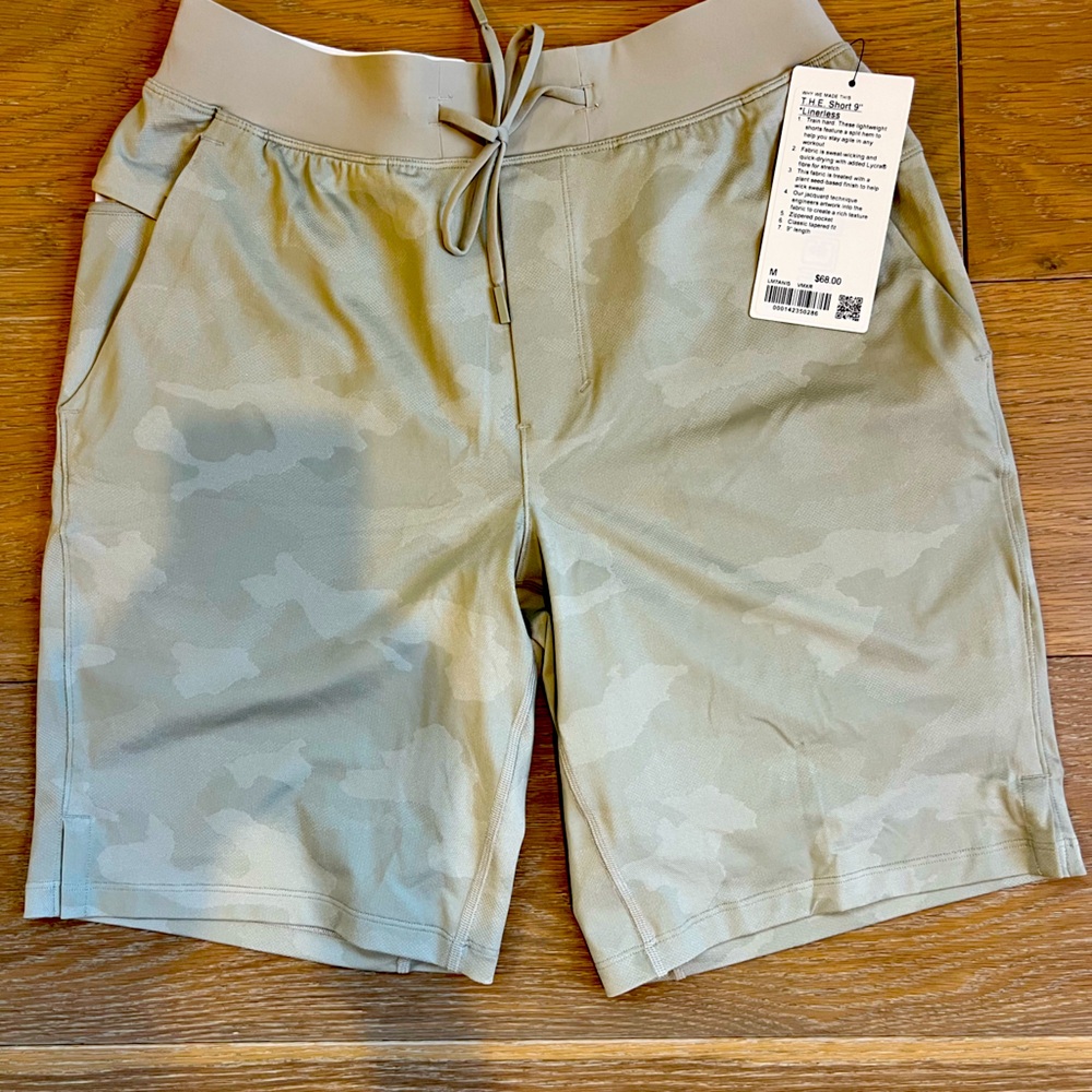Lululemon shorts THE short linerless 9" inseam
